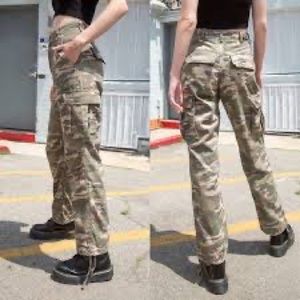 Brandy Melville cargo pants